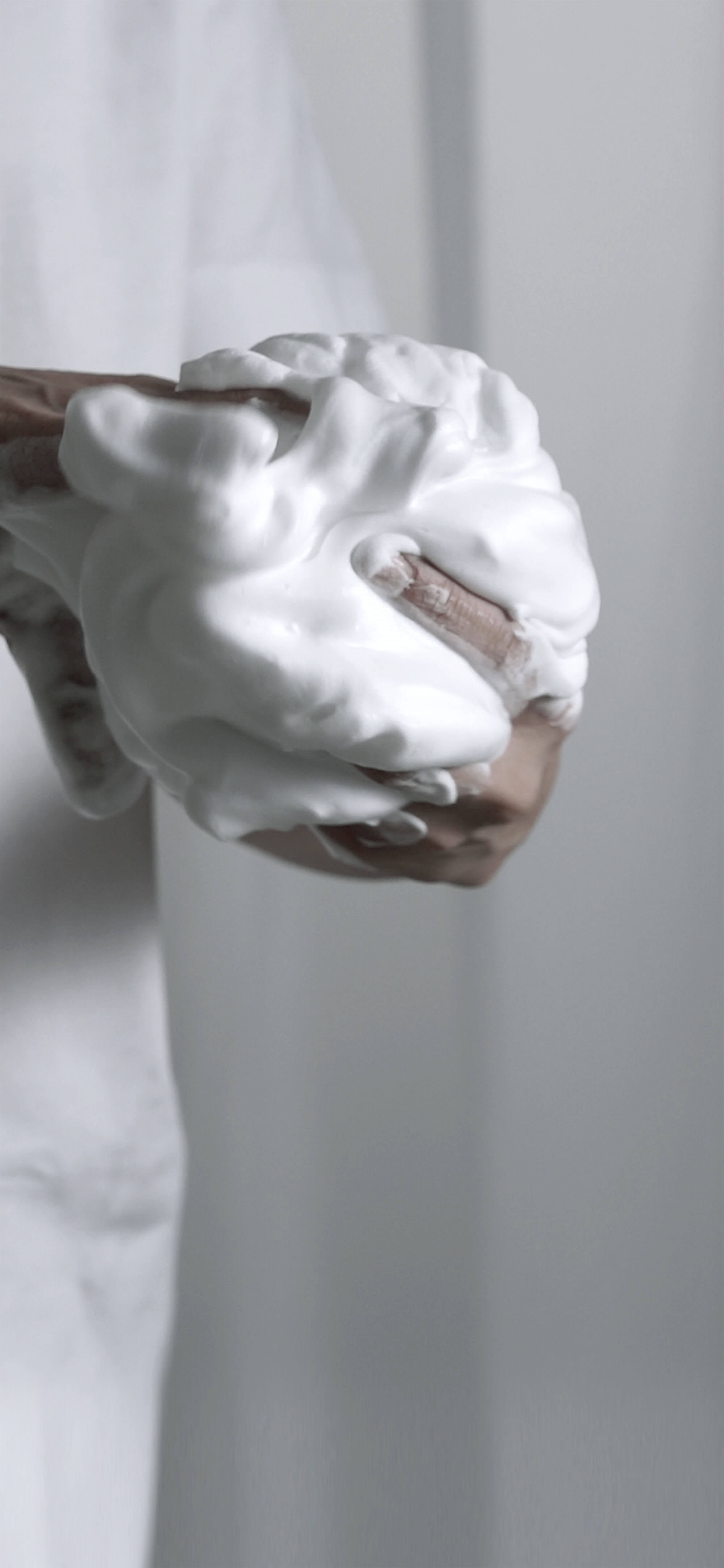 五感を刺激するスキンケアをBULK HOMMEで始めよう。